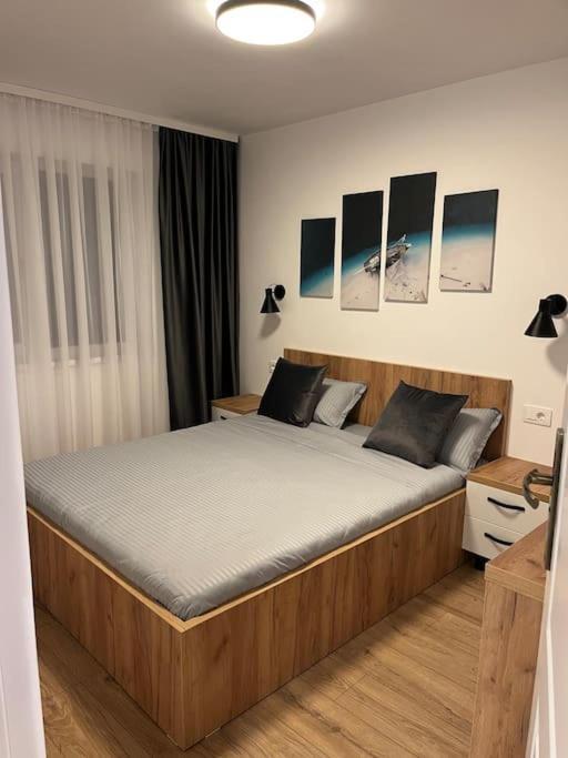Apartament Suceava Exteriör bild