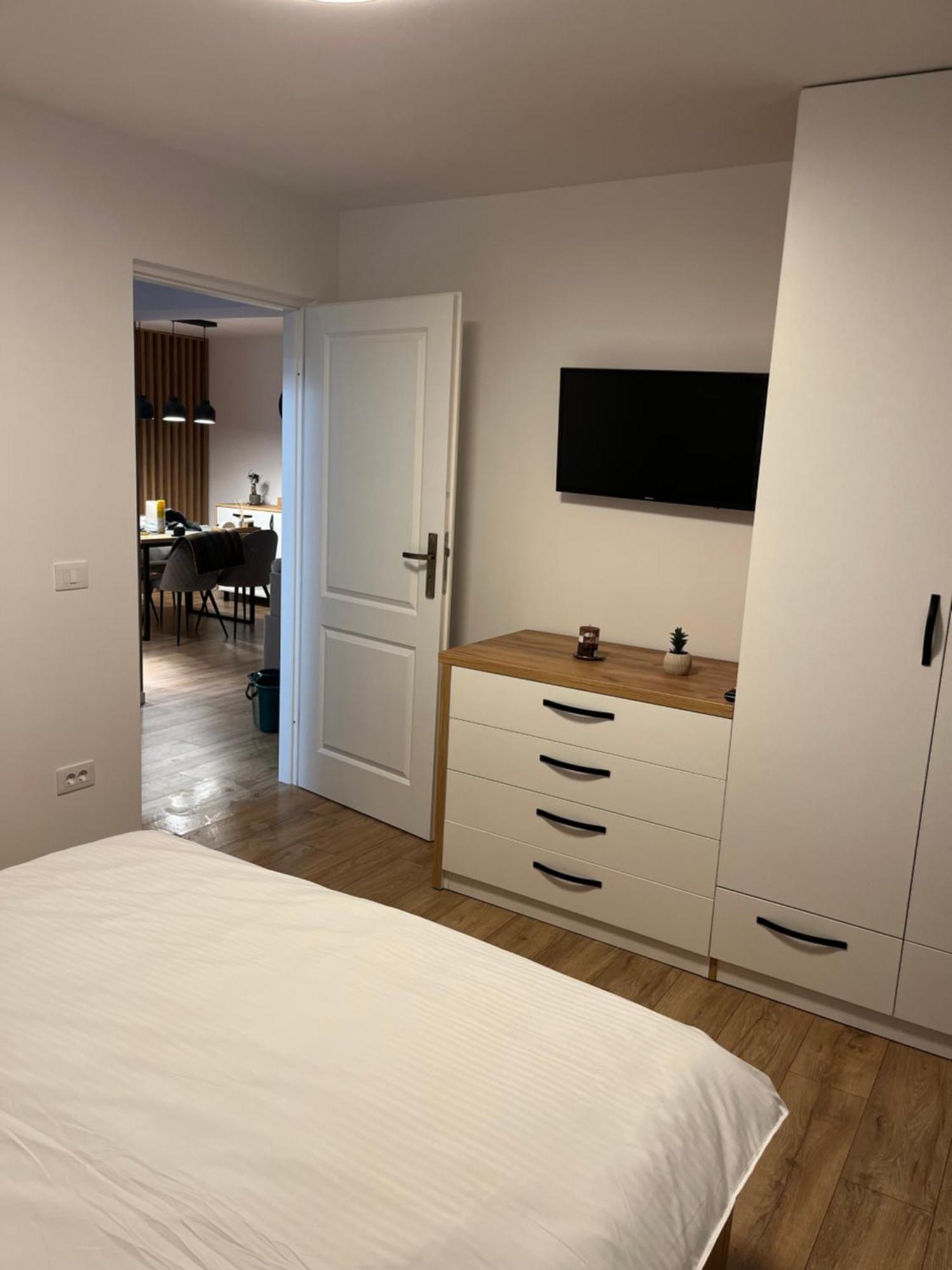 Apartament Suceava Exteriör bild