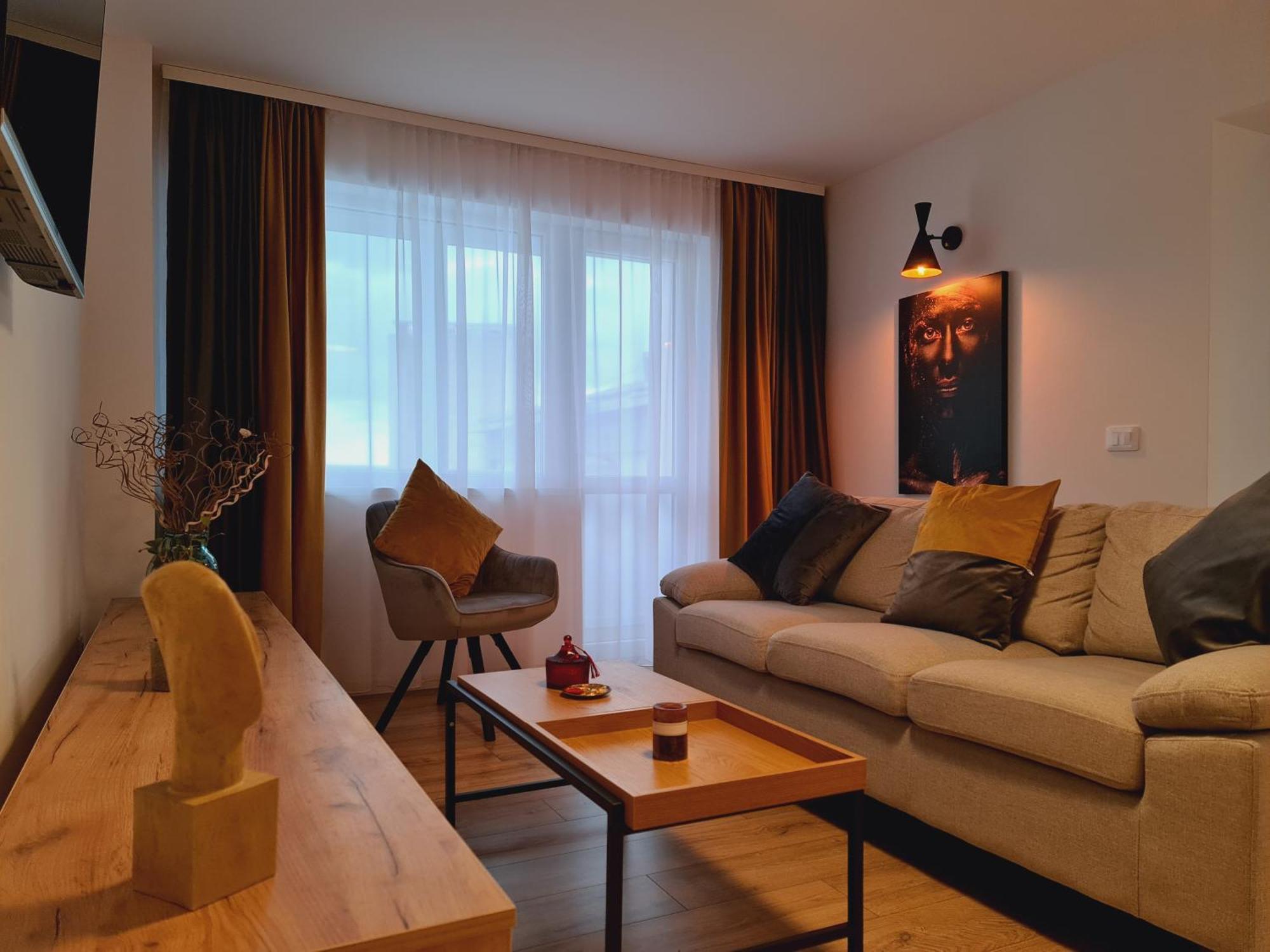 Apartament Suceava Exteriör bild